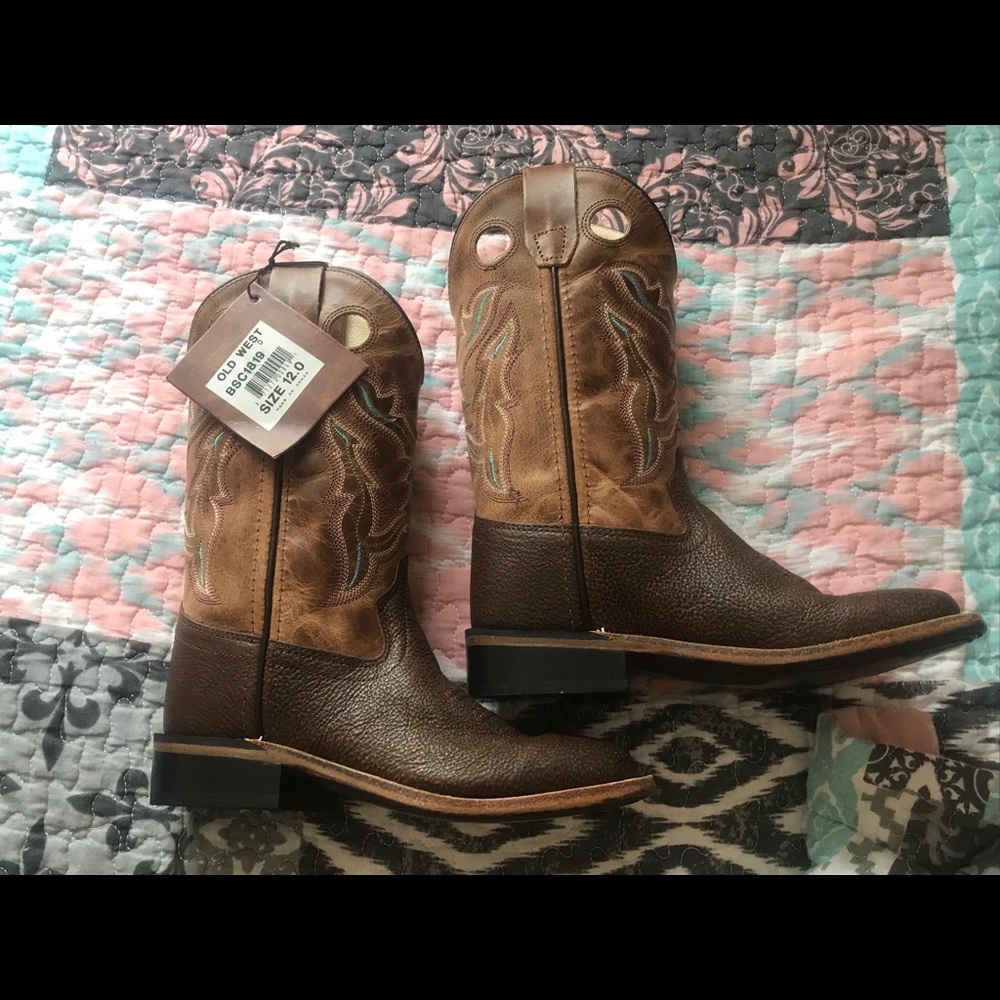 Beautiful Old West Square Toe Western Dress Boots